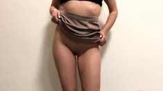 Dress my skirts without panties