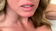 Close up amateur masturbating solo