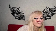 Blonde MILF with glasses on webcam