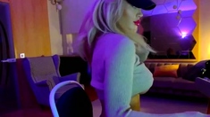 Booty Super Slim Big Boobs Blonde Tease And Masturbate