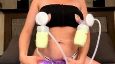Piss fetish WAM gal solo toys