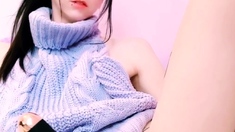 Kinky moist taco brunette anal toy play during masturbating