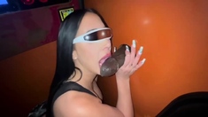 Glory hole blowjob amateur passionate bj