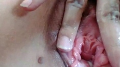 Creamy Amateur Brunette Pussy Close-Up on Webcam