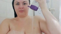Leann amateur beautiful brunette with big boobs