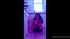 Brunette Solo Webcam Masturbation