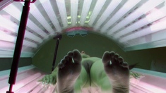 Gypsy playing with her pussy in solarium