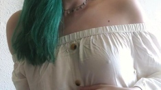 British amateur teen solo