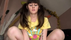 ManyVids Sydney Harwin Sister Family Vacation