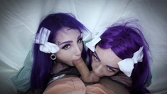 Amateur teens webcam threesome