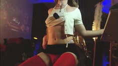 Amateur Webcam Cute Teen Plays Solo with Big Dildo