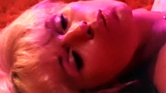 Close up fuck girl in big cock